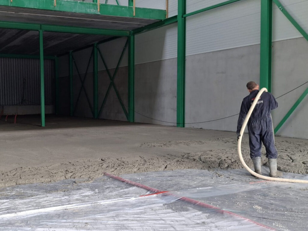 Isolatiebeton bedrijfspand someren